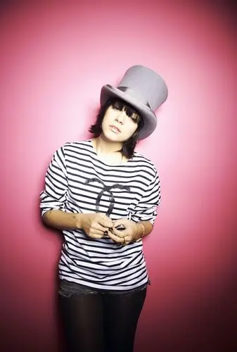 Lily Allen Jigsaw Puzzle picture 23103