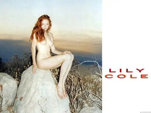 Lily Cole Computer MousePad picture 146341