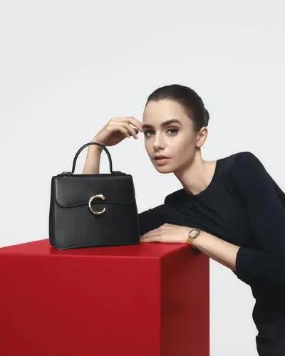 Lily Collins Tote Bag - idPoster.com
