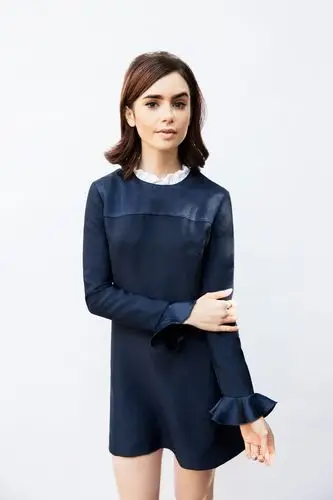 Lily Collins Men's Colored  Long Sleeve T-Shirt - idPoster.com