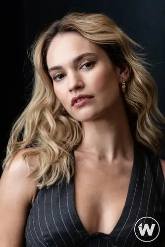 Lily James Wall Poster picture 1054309