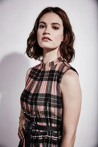 Lily James Jigsaw Puzzle picture 457687