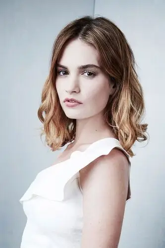 Lily James Computer MousePad picture 457694