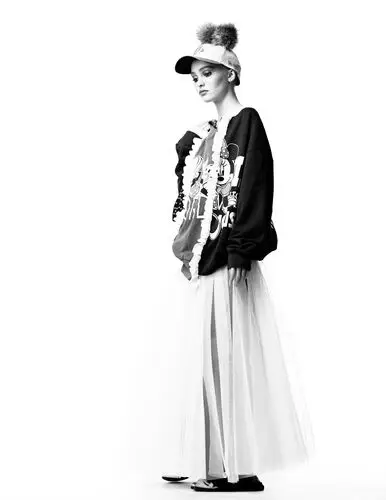 Lily-Rose Depp Women's Colored  Long Sleeve T-Shirt - idPoster.com