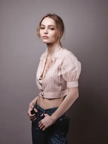 Lily-Rose Depp Computer MousePad picture 768384
