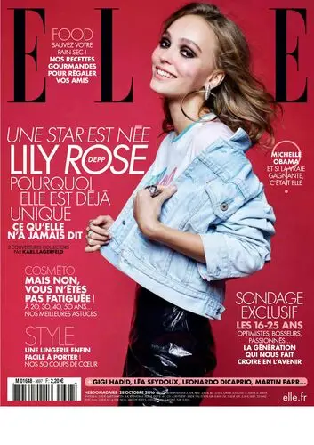 Lily-Rose Depp Tote Bag - idPoster.com