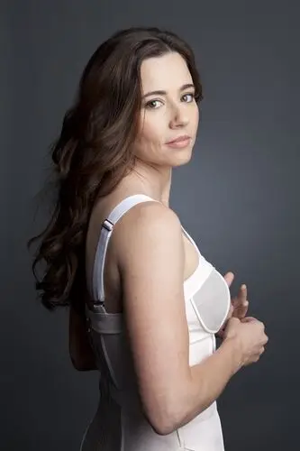 Linda Cardellini Protected Face mask - idPoster.com