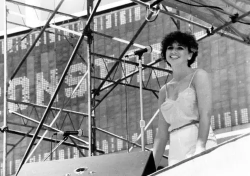 Linda Ronstadt and The Stone Poneys Image Jpg picture 951582
