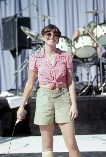 Linda Ronstadt and The Stone Poneys Kitchen Apron - idPoster.com