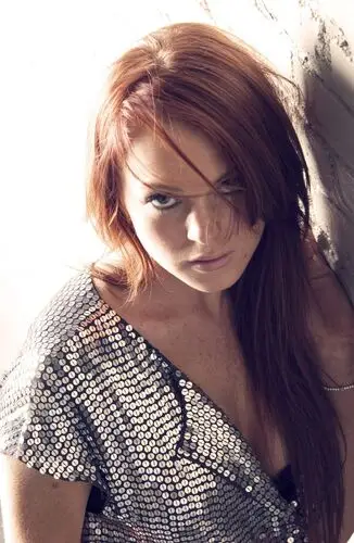 Lindsay Lohan Men's Colored T-Shirt - idPoster.com