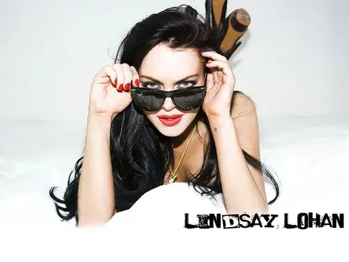 Lindsay Lohan Kitchen Apron - idPoster.com