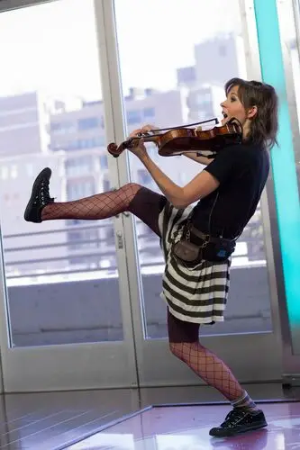 Lindsey Stirling Jigsaw Puzzle picture 735596