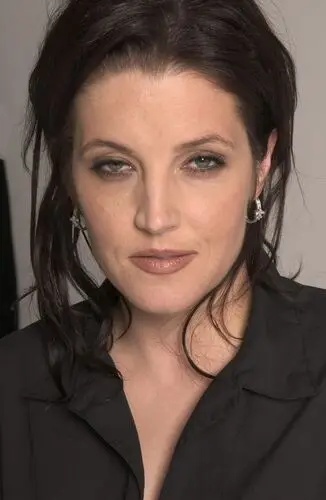 Lisa Marie Presley Jigsaw Puzzle picture 735609