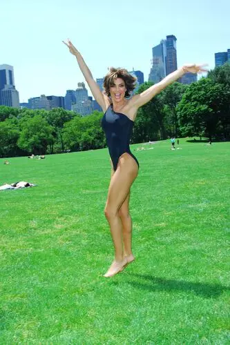 Lisa Rinna Jigsaw Puzzle picture 735665