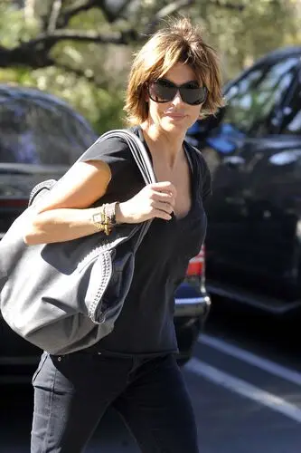 Lisa Rinna leaves Women's Colored Tank-Top - idPoster.com