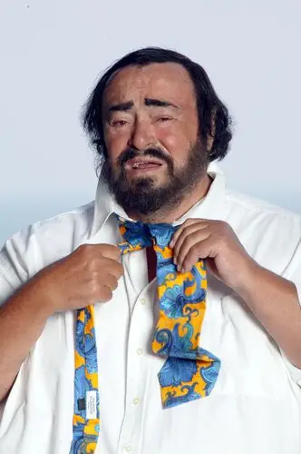 Luciano Pavarotti Wall Poster picture 504337