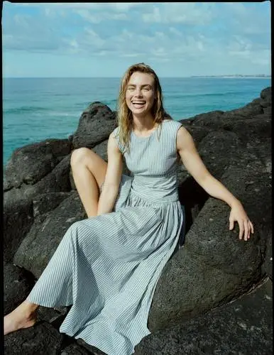 Lucy Fry Fridge Magnet picture 1024221