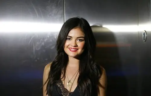 Lucy Hale White Tank-Top - idPoster.com