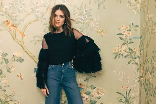 Lucy Hale Jigsaw Puzzle picture 768696
