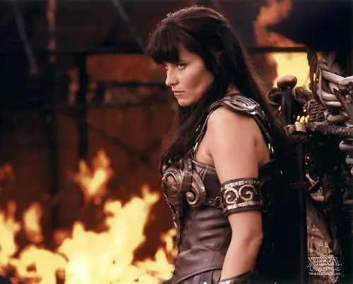 Lucy Lawless Jigsaw Puzzle picture 41111