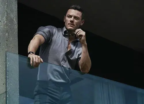 Luke Evans Jigsaw Puzzle picture 367214