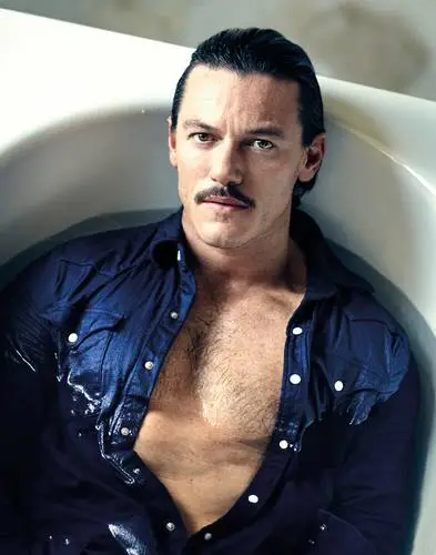 Luke Evans Wall Poster picture 738818