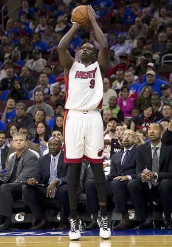Luol Deng Image Jpg picture 714237