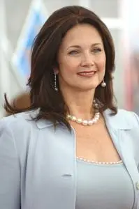 Lynda Carter posters and prints