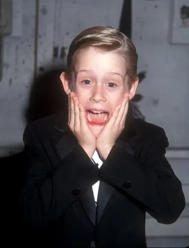 Macaulay Culkin Wall Poster picture 895936