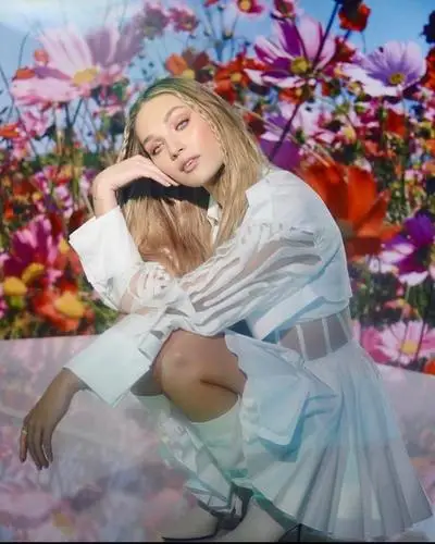 Maddie Ziegler Wall Poster picture 16008
