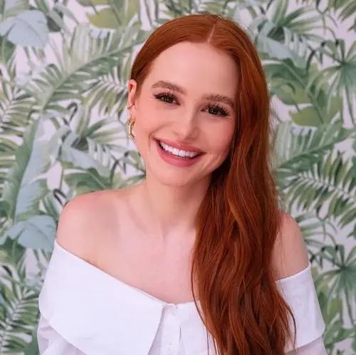 Madelaine Petsch Jigsaw Puzzle picture 16018