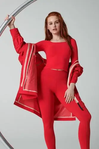 Madelaine Petsch Jigsaw Puzzle picture 16045