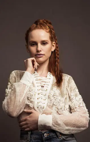 Madelaine Petsch Image Jpg picture 691609