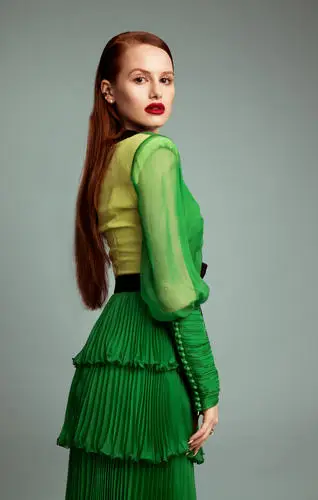 Madelaine Petsch Computer MousePad picture 691610