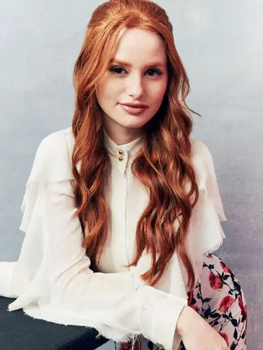 Madelaine Petsch Jigsaw Puzzle picture 773036