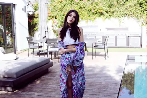 Madison Beer Wall Poster picture 687416
