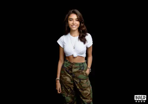 Madison Beer Wall Poster picture 784960