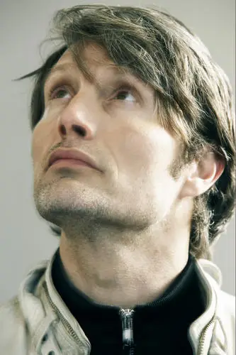 Mads Mikkelsen Wall Poster picture 466085