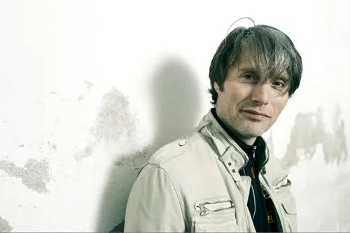 Mads Mikkelsen Wall Poster picture 466090