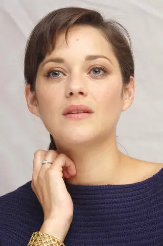 Marion Cotillard Wall Poster picture 181749