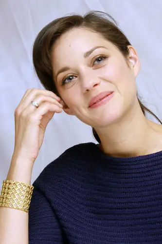 Marion Cotillard Wall Poster picture 181752
