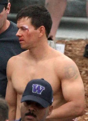 Mark Wahlberg Wall Poster picture 111210