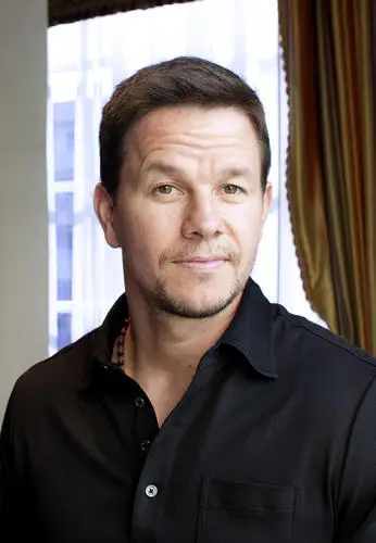 Mark Wahlberg Wall Poster picture 181847