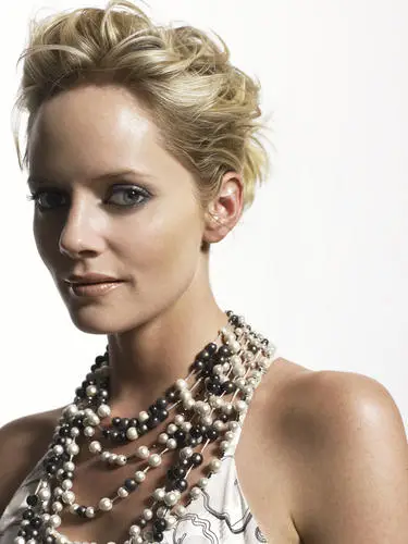 Marley Shelton Computer MousePad picture 467489