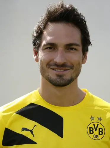 Mats Hummels Wall Poster picture 675553