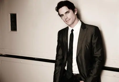 Matthew Bomer Wall Poster picture 166957