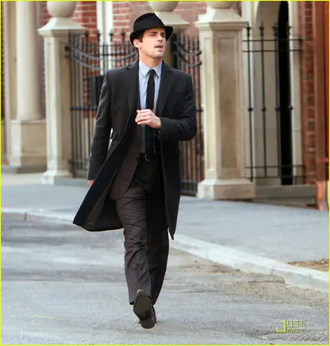 Matthew Bomer Wall Poster picture 167010