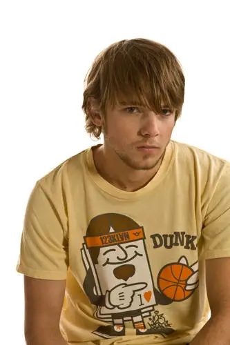 Max Thieriot Computer MousePad picture 504836