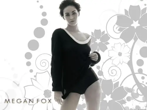 Megan Fox Computer MousePad picture 182330