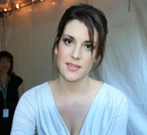 Melanie Lynskey Wall Poster picture 76878